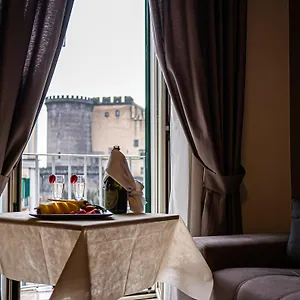 فندق San Marco, نابولي
