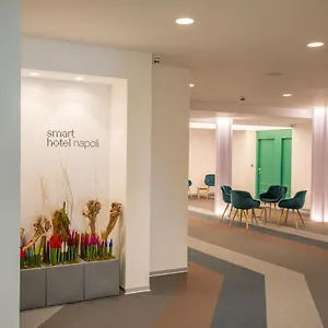 فندق Smart, نابولي